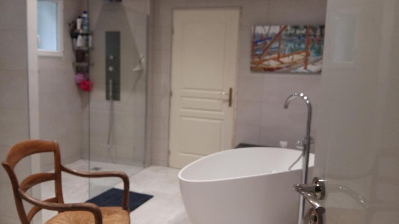 Chambres De La Terre Blanche 滨海萨纳里 外观 照片