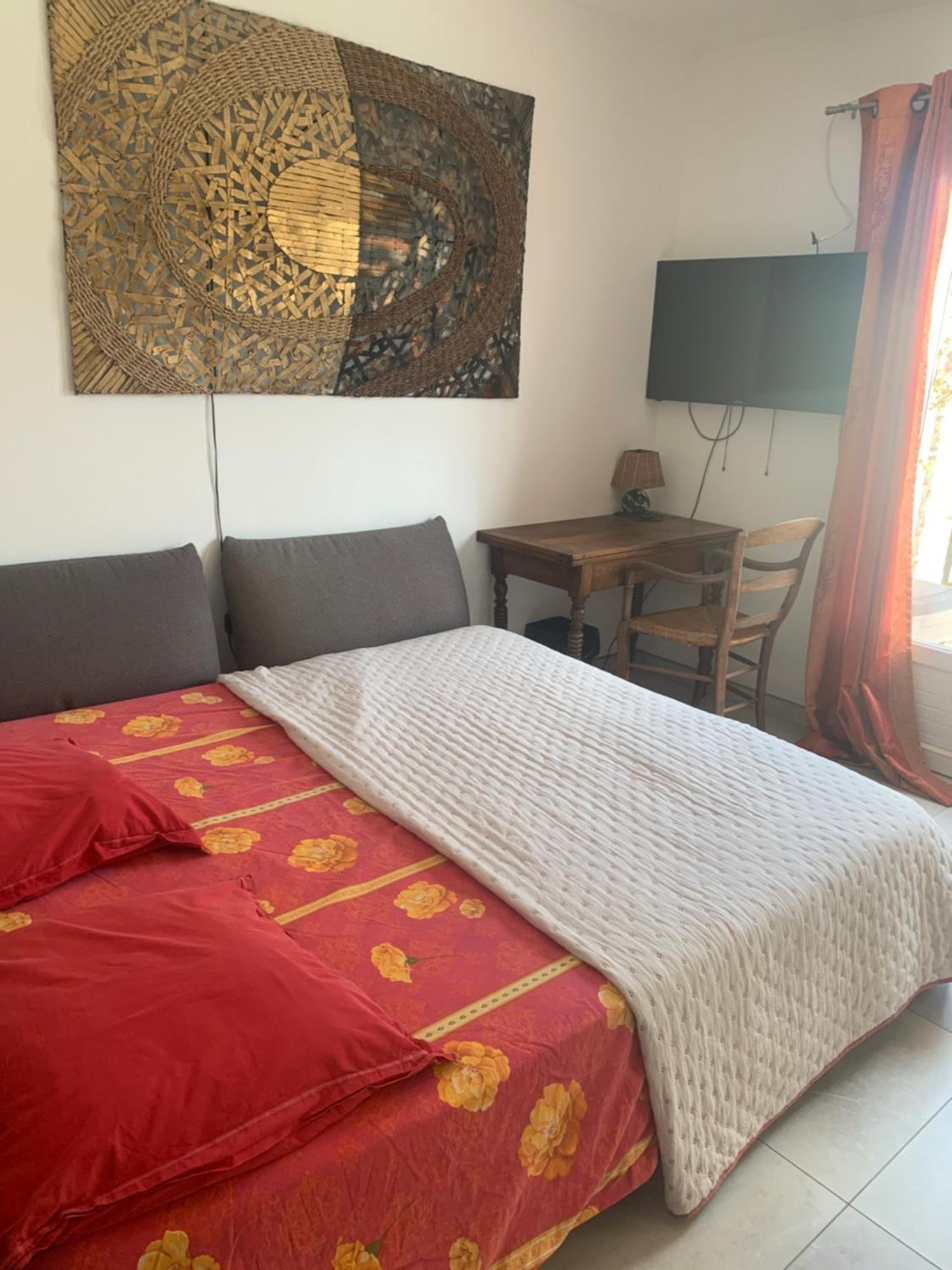 Chambres De La Terre Blanche 滨海萨纳里 外观 照片